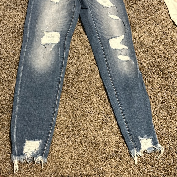 Jeans - Picture 2 of 4